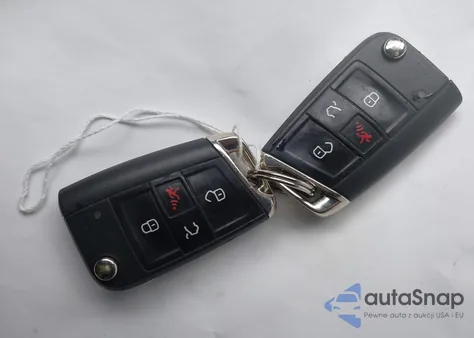 2019 Volkswagen Tiguan 2.0T Se/2.0T Sel/2.0T Sel R-Line/2.0T Sel R-Line Black from USA, damaged, VIN 3VV2B7AX2KM049676